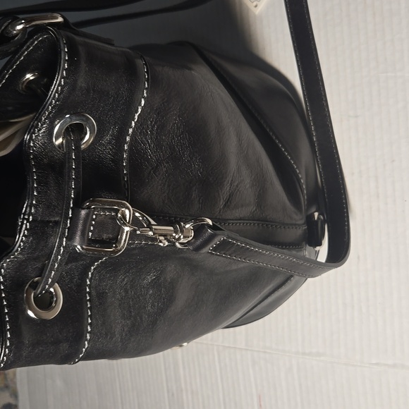Time resistance leather bucket bag - Picture 5 of 8